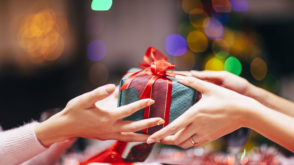 Cómo enseñar al niño a apreciar los regalos que recibe?