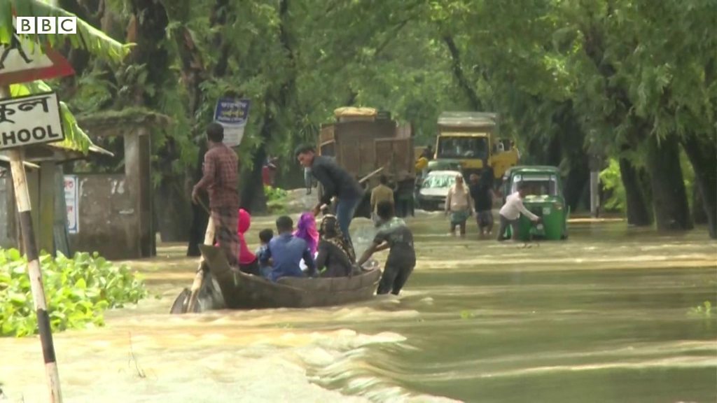 バングラデシュとインドで洪水被害 過去20年近くで最悪 - BBC