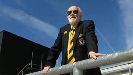 Exiles' Hando to get New Year honour