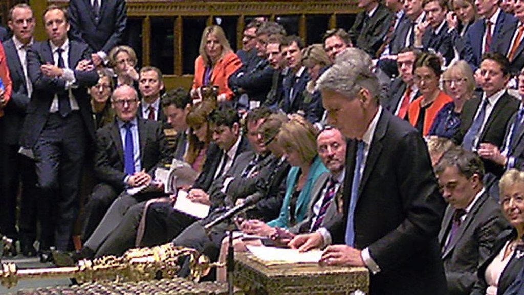 Hammond opens his 2017 Budget speech on UK economy