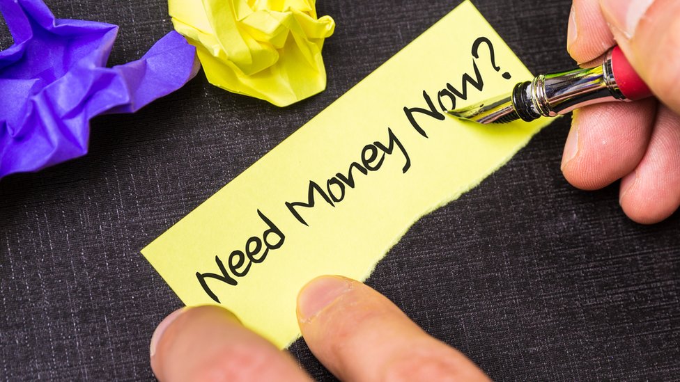 Call for stricter rules on doorstep loans