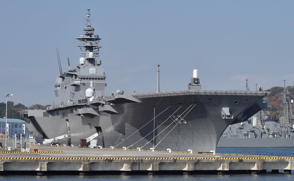 護衛艦いずも コイン 護衛艦いずも就役記念メダル スタンド型ケース入り