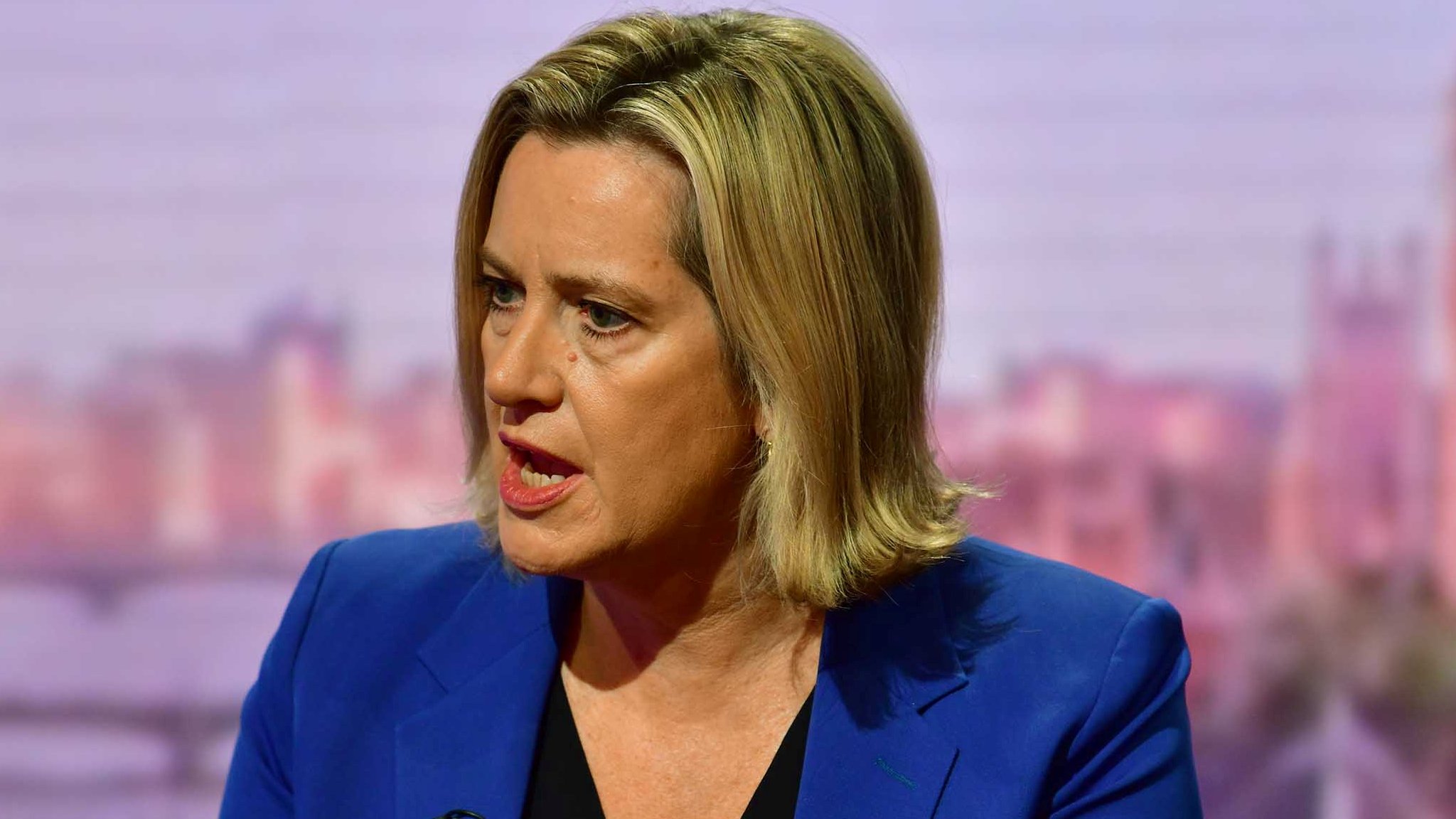 Amber Rudd Cabinet Minister Quits Her Job In The Government Cbbc Newsround