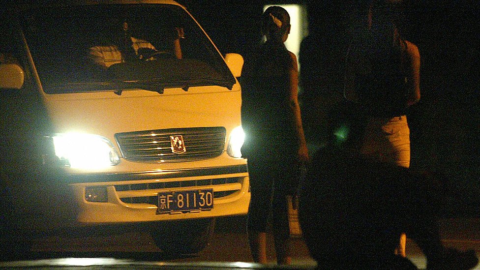 Uyda qin qilish boyicha video Uyda qin qilish boyicha video