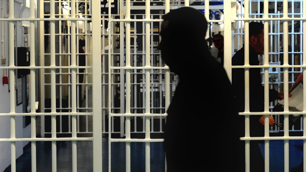 Extremist prisoners 'may be separated' from other inmates