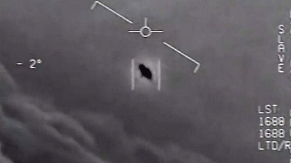 UFO」の映像3本、機密解除し公開 米国防総省 - BBCニュース UFO」の映像3本、機密解除し公開 米国防総省 - BBCニュース