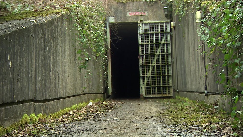 Entrada al búnker nuclear de la Guerra Fría de Chilmark, en Inglaterra, que fue convertido en una granja de producción de cannabis.