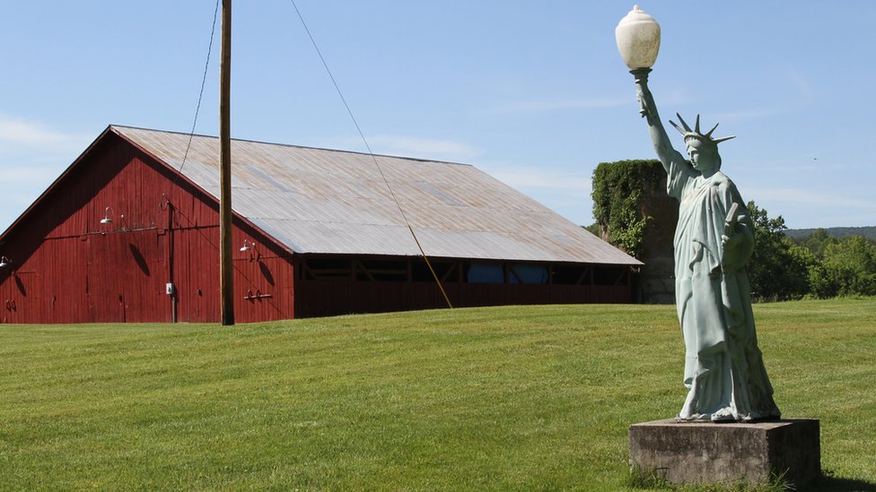 En el lugar de nacimiento del Sargento Alvin York, el héroe condecorado de la Primera Guerra, funciona un parque estatal con el que las autoridades intentan atraer turistas a la zona. Sgt. Alvin C. York State Historic Park