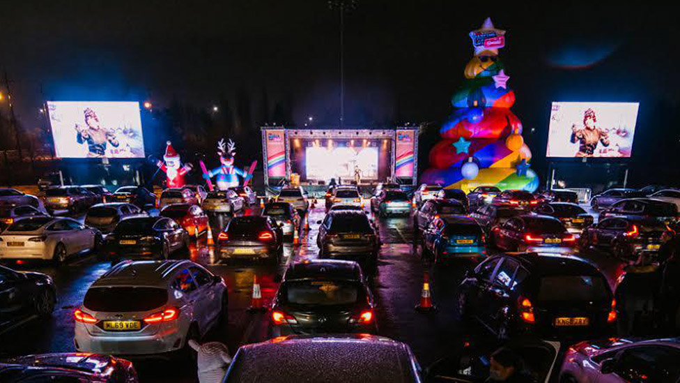 Drive-in panto