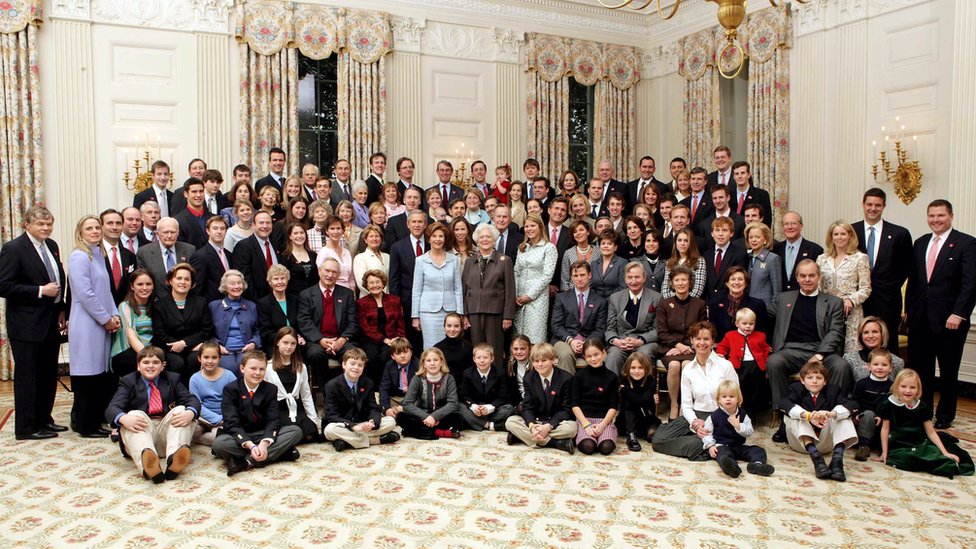 Retrato de la familia Bush de enero de 2005.