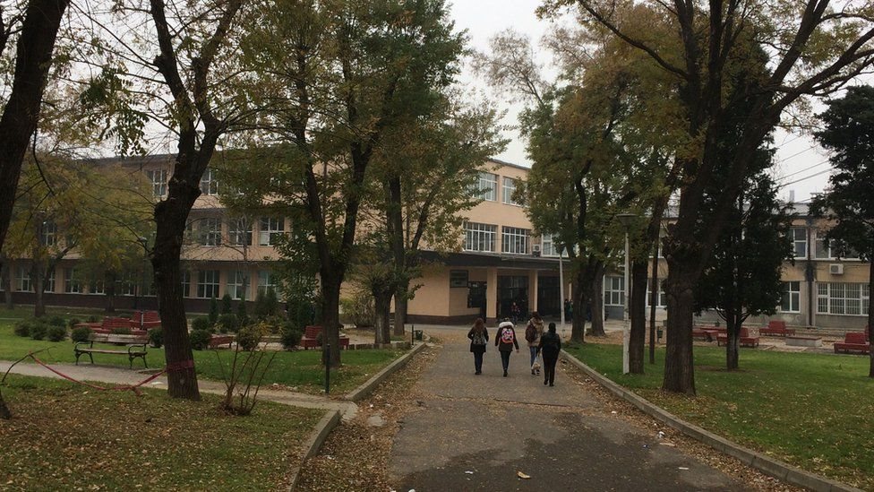 Sekolah
