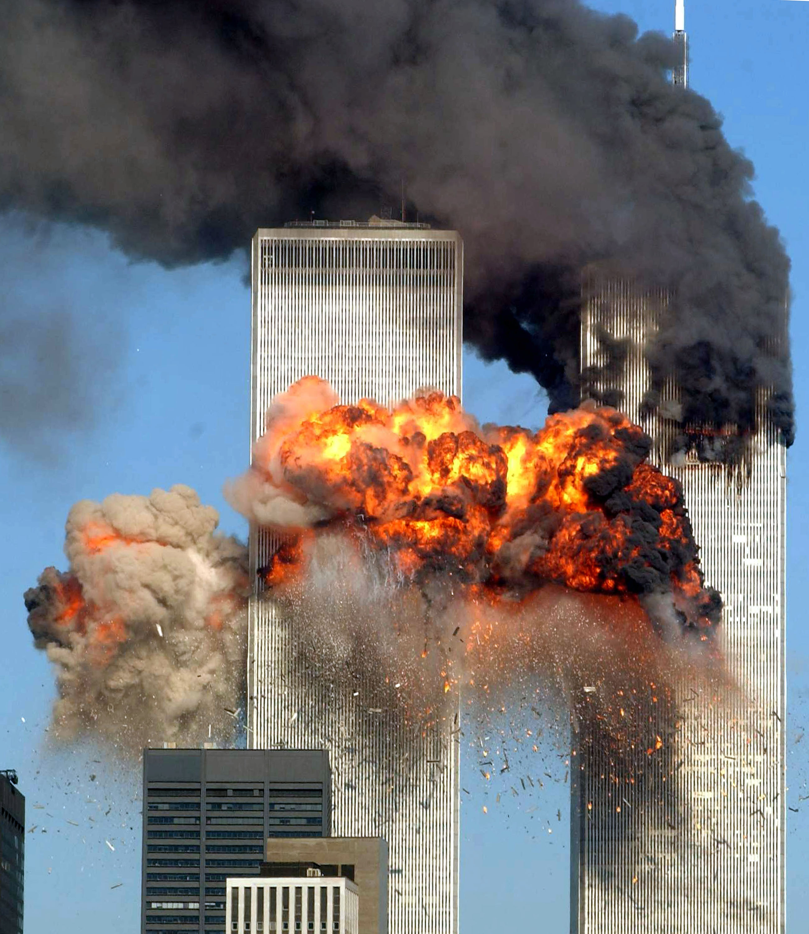 United Airlines 175 choca contra la Torre Sur, WTC