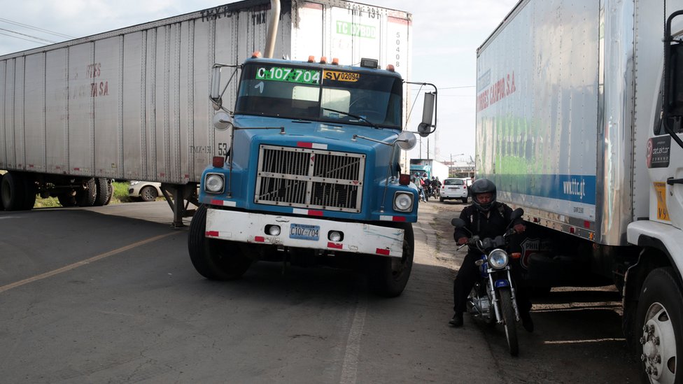 Camiones varados en Nicaragua