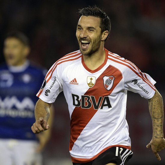 Scocco marcó cinco goles, pero se quedó a uno de la máxima cifra anotada por su compatriota Juan Carlos Sánchez en 1985. Ignacio Scocco