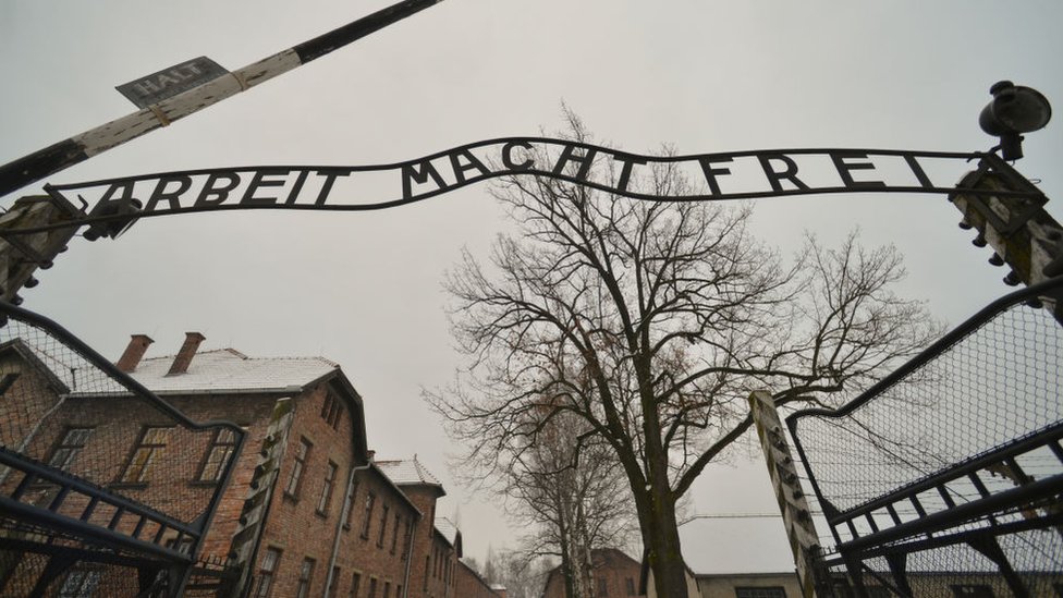 Más de dos millones de personas visitaron el memorial de Auschwitz en 2016.