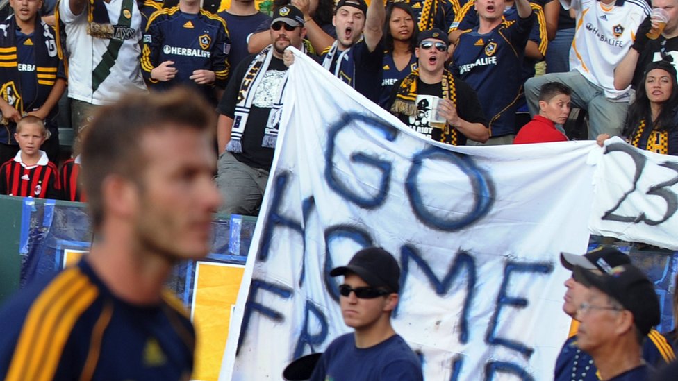 Los Angeles Galaxy fans, hostile to David Beckham, protest against the British star before a friendly game in 2009