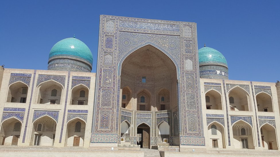 La madrasa Mir-i-Arab Madrassa en Bukhara