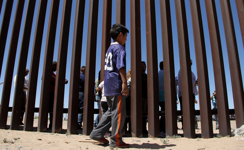 Niño en la frontera de Ciudad Juárez.