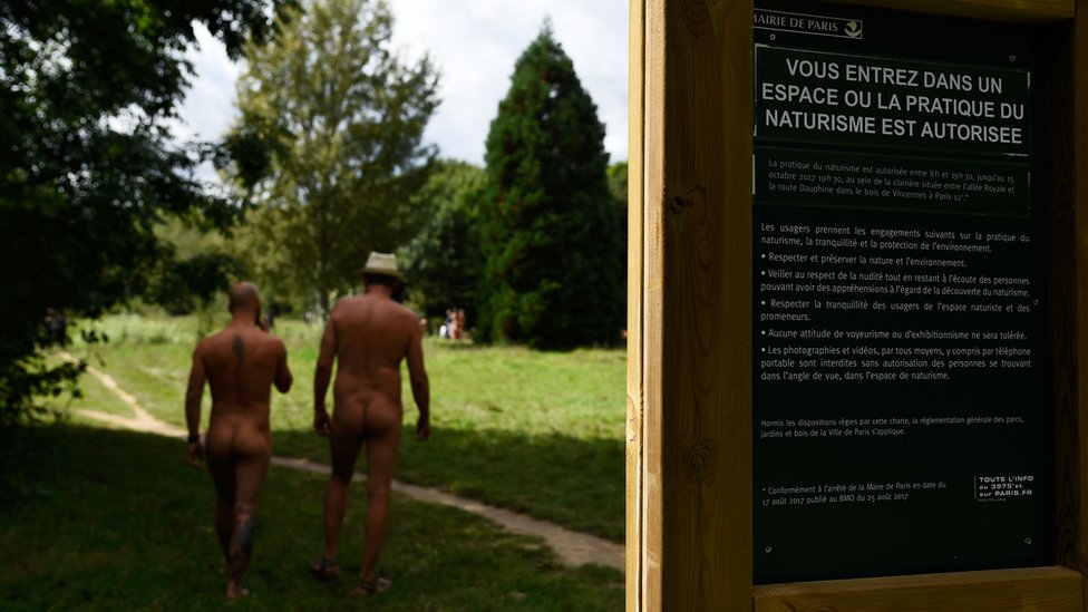 En Francia, el nudismo está más aceptado. Espacio nudista en Francia