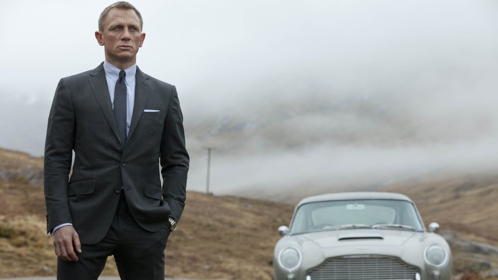 Дэниел Крейг в роли агента 007 в Skyfall