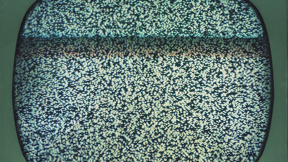 ...como la televisión hace unas décadas. Interferencia en televisión antigua