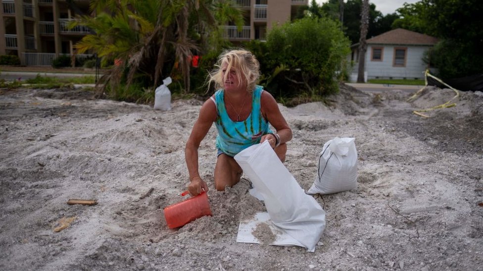 Hurricane Ian: Florida fears catastrophic flooding as storm nears