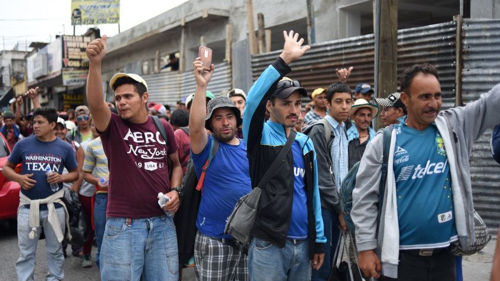 Grupo de migrantes centroamericanos.