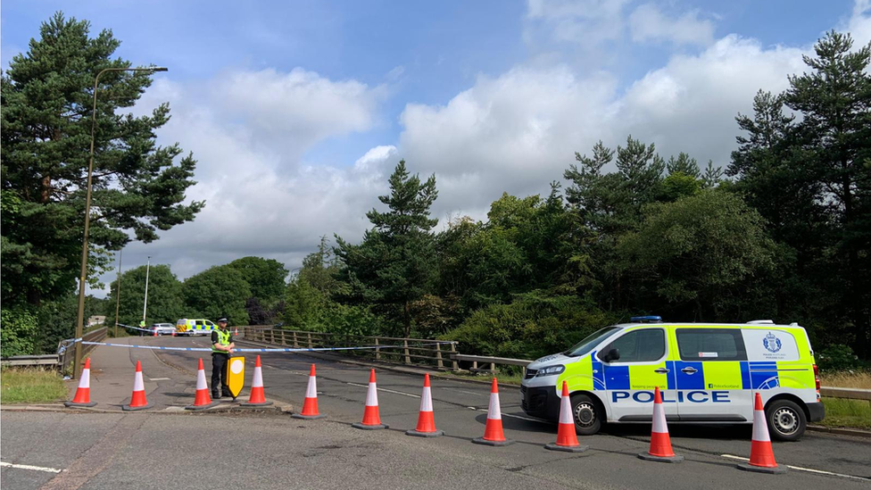 Woman s body found on A90 in Dundee unexplained BBC News