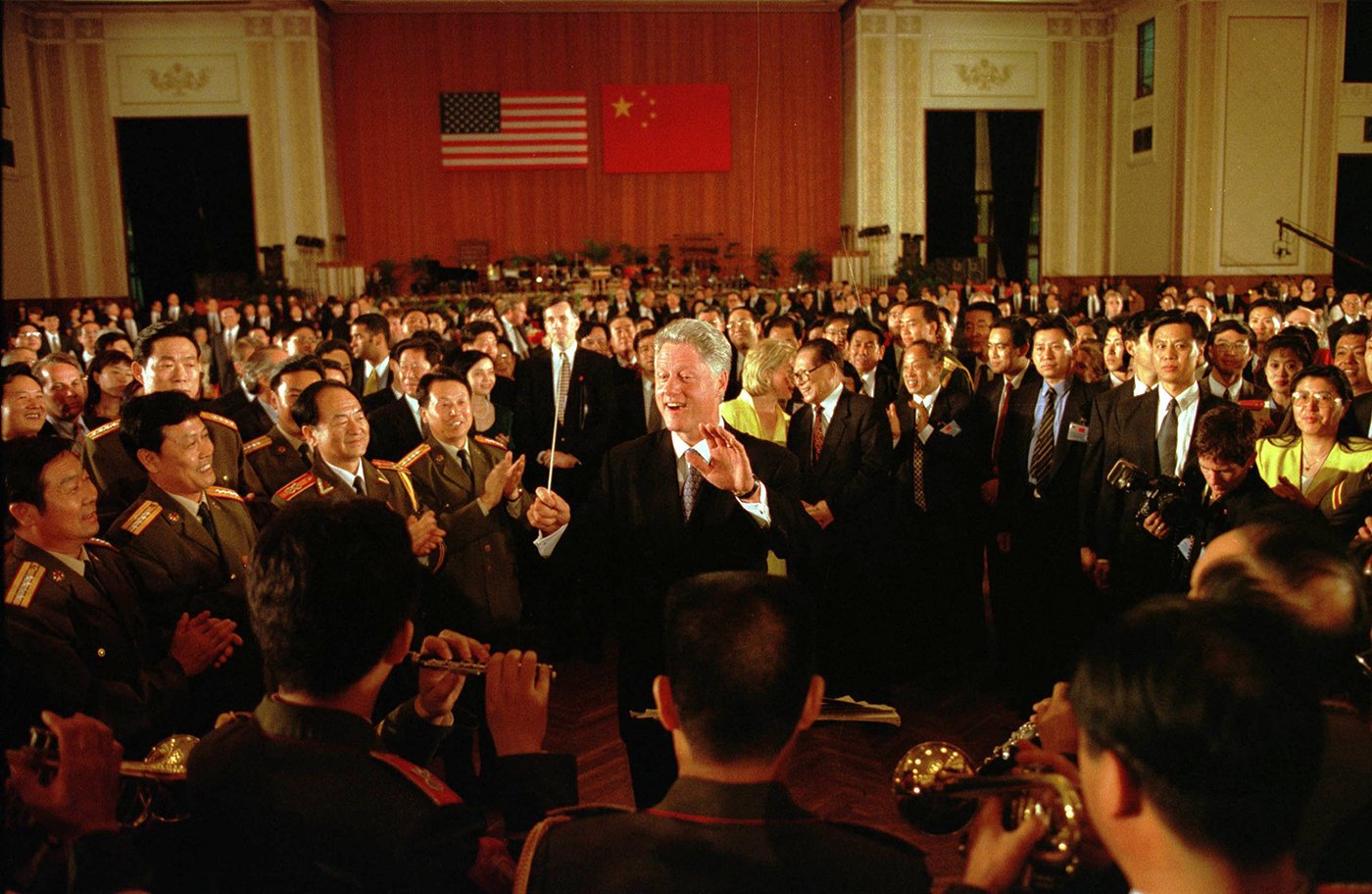 克林頓在1998年訪問中國。