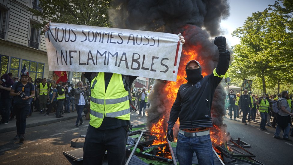 Protest žutih prsluka u Parizu
