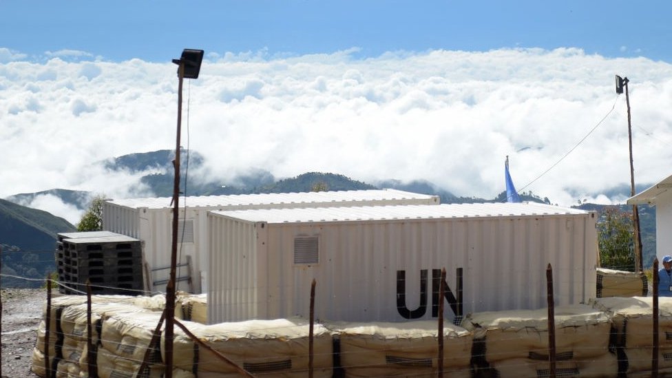 La misión de observadores de Naciones Unidas (ONU) es la encargada de verificar la entrega de armas por parte de los insurgentes. Depósito de las FARC