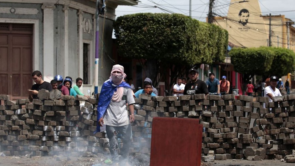 Manifestantes en Masaya, donde se enfrentaron otra vez policías y manifestantes.