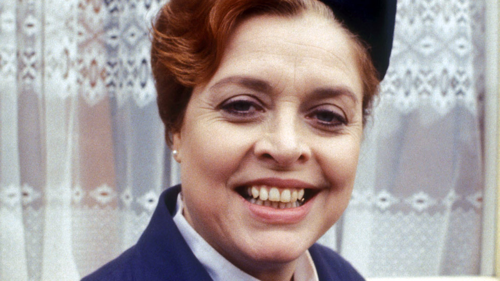 Xx School Me Beautiful Girl Rep Video - Lynda Baron: Open All Hours and Come Outside actress dies aged 82 - BBC News