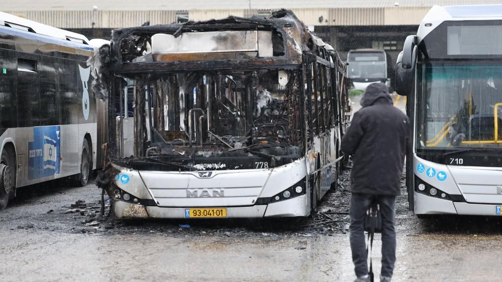 BARK【Bombing bus】 Three buses explode near Tel Aviv in 'suspected terror attack'