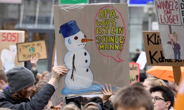 iklim değişikliğine karşı öğrenci protesosu