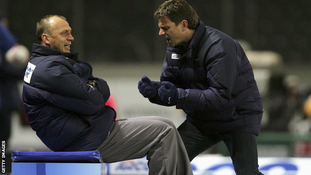 Hertha boss Falko Gotz and his assistant Andreas Thom in 2006