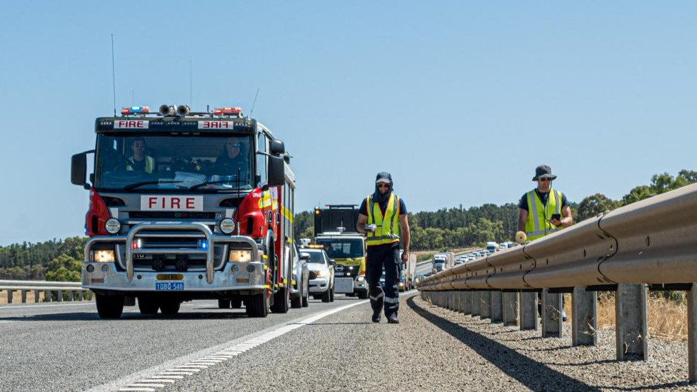 澳大利亞的緊急救援人員正在長達1400公里的路線上沿路尋找放射性膠囊。