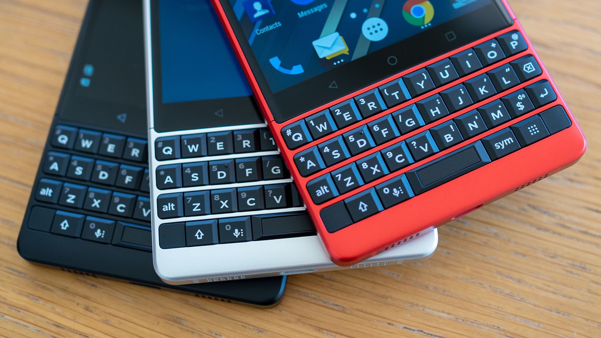 BlackBerry breaks up with phone-maker TCL