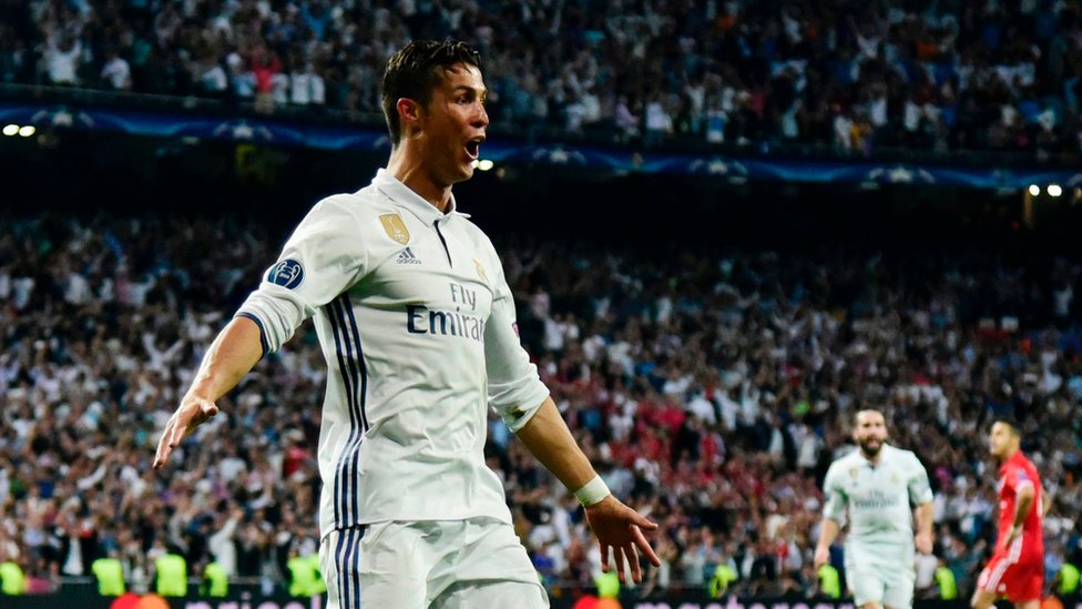 Ronaldo marcó tres goles en el partido de cuartos de final de la Liga de Campeones. Cristiano Ronaldo