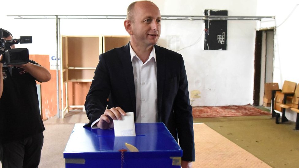 Parlamentarni izbori u Crnoj Gori: Niko nema većinu da samostalno napravi vladu - privremeni rezultati 6 Milan Knežević, izbori u Crnoj Gori