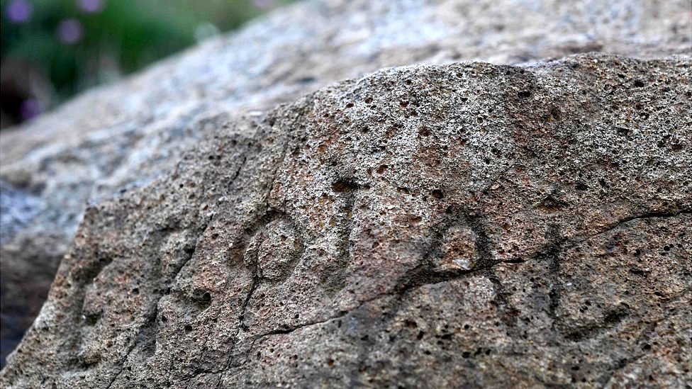 France Rock Riddle Contest Gives Meaning To Mysterious Inscription c News