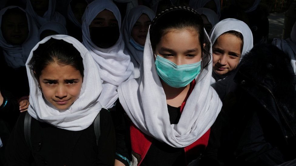 طالبات المدارس الابتدائية في أفغانستان