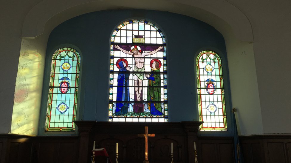 Jurby Church Manx Lottery Trust Grant Saves Stained Glass Windows c News