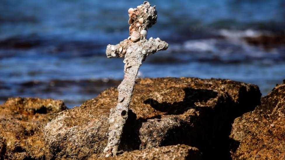 The sword encrusted with marine organisms. Photo: 18 October 2021