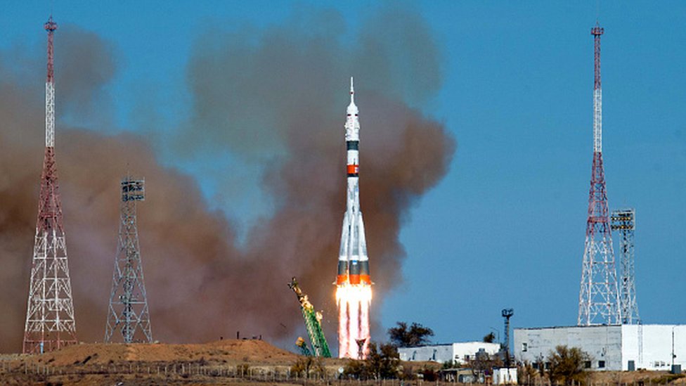 Kazakistan'daki Baykonur üssünden fırlatılan Soyuz füzesi