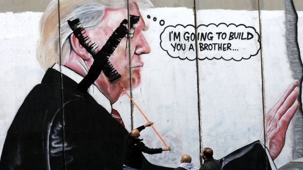 Трамп у графіті