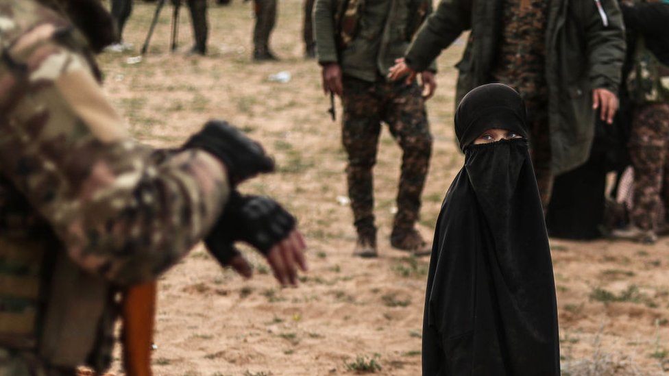 طفلة بعد سقوط تنظيم الدولة الإسلامية