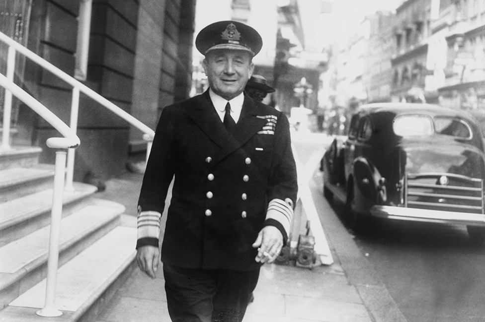 Sir Max Horton en 1942