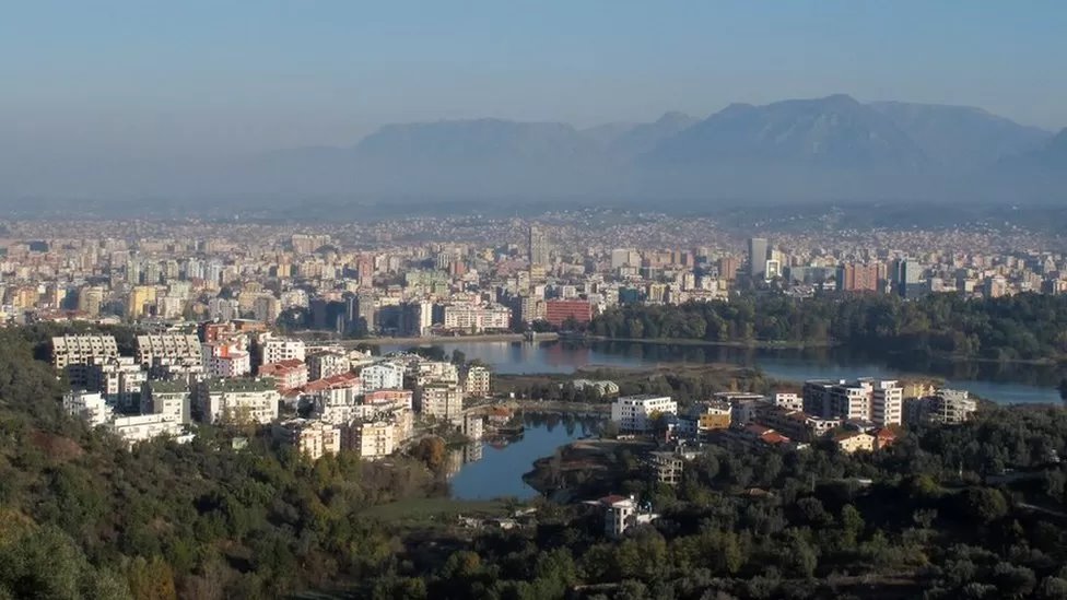 تيرانا عاصمة ألبانيا