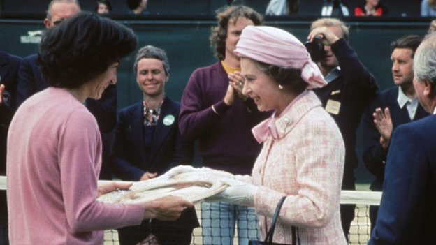 英國女王和佛吉尼亞·韋德